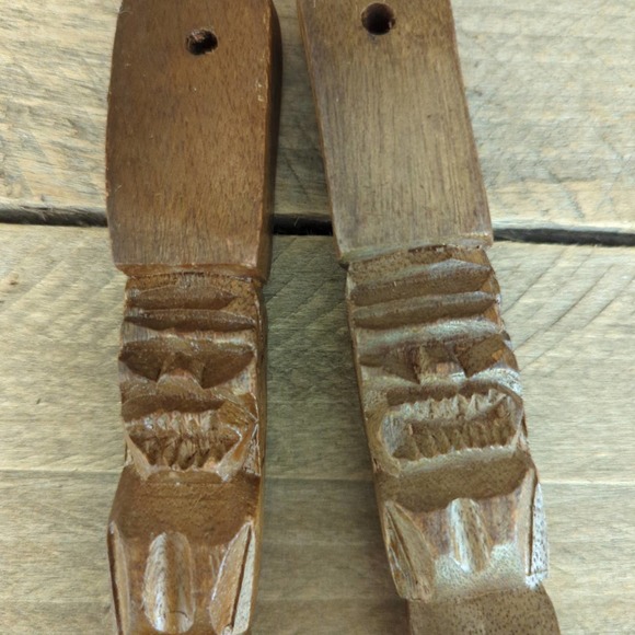 Vintage Carved Wooden Tiki Fork and Spoon Kitchen Wall Décor - Picture 3 of 9